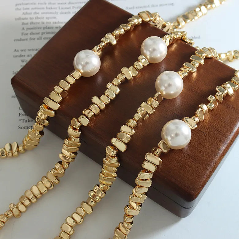 Mythic Goddess necklace - Flamingo Frock