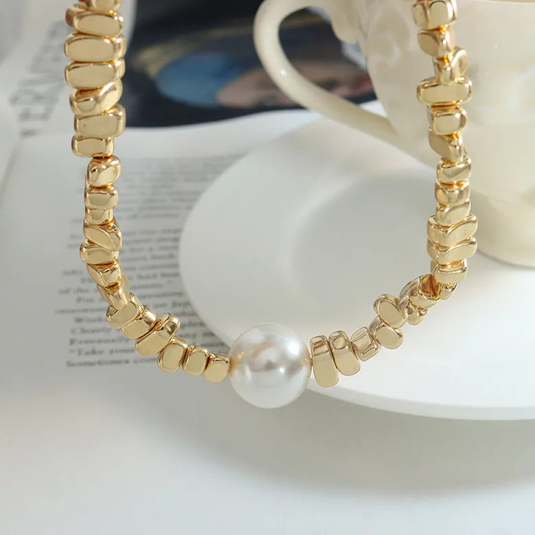 Mythic Goddess necklace - Flamingo Frock